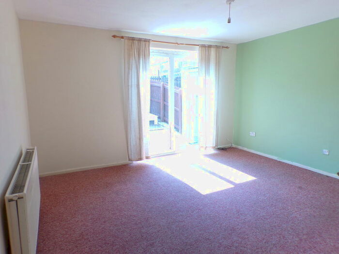 1 Bedroom Flat To Rent In Unett Walk, B19