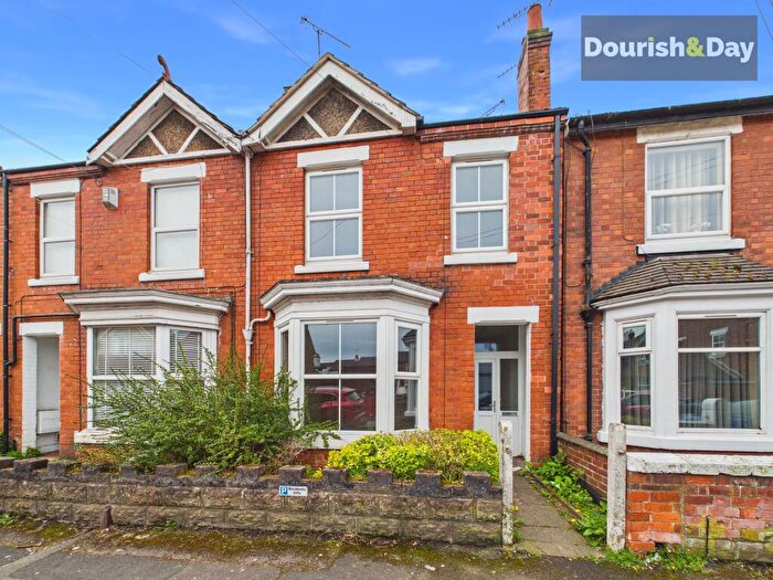4 Bedroom Terraced House For Sale In Alexandra Road, Stafford, ST17