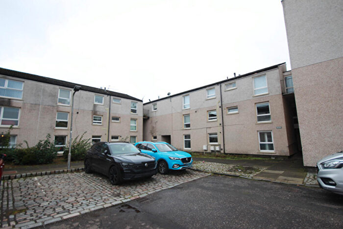 1 Bedroom Flat To Rent In Oak Road, Glasgow, G67