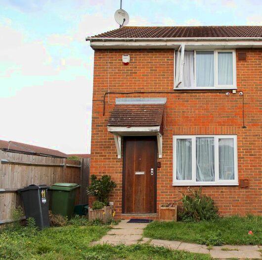 2 Bedroom Terraced House To Rent In Blackburn Way, Hounslow, TW4