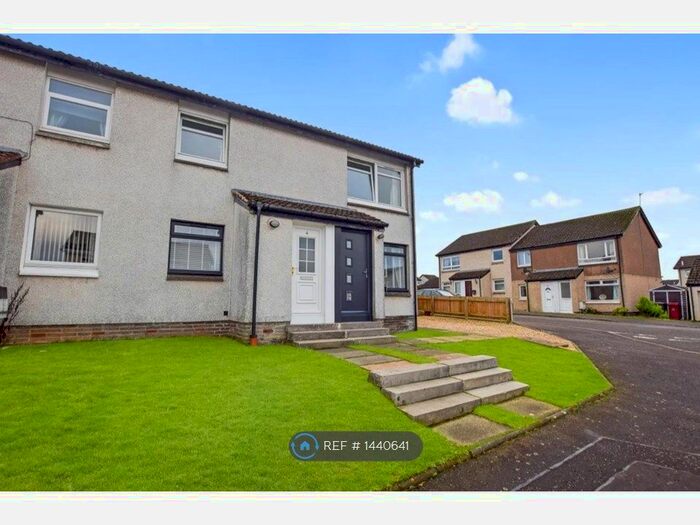 2 Bedroom Flat To Rent In Carmichael Way, Law, Carluke, ML8