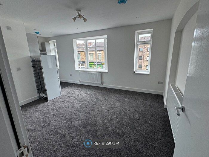 1 Bedroom Flat To Rent In Chapeltown, Pudsey, LS28
