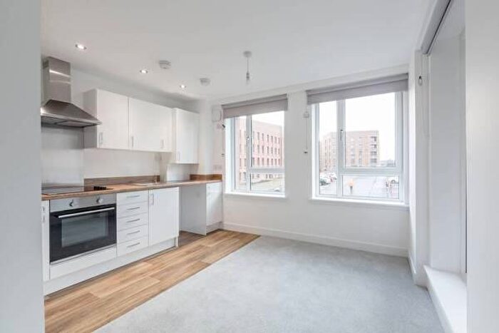 2 Bedroom Apartment To Rent In The Foundry, Glasgow, G41