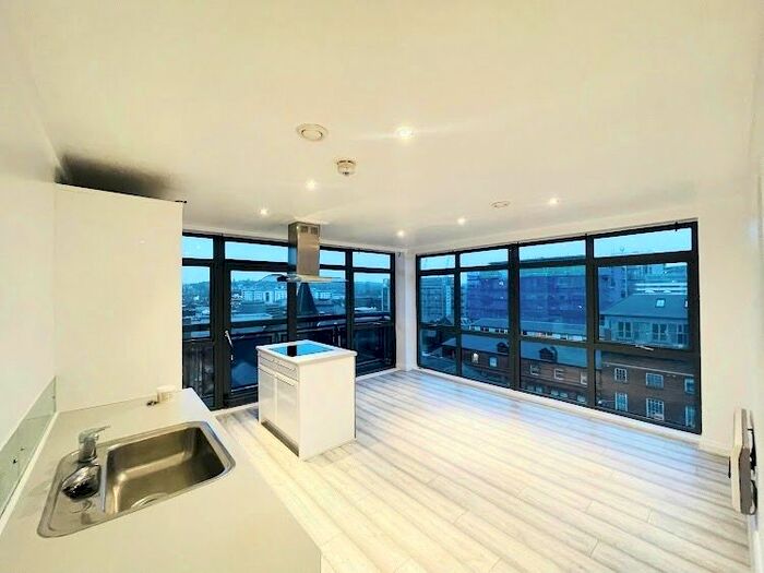 1 Bedroom Flat To Rent In Crusader House, Nottingham, NG1