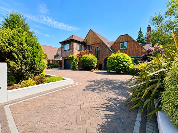 4 Bedroom Detached House For Sale In Alyth Road, Talbot Woods, Bournemouth, BH3