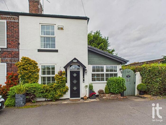 2 Bedroom End Of Terrace House For Sale In Holly Cottages, Threaphurst Lane, Hazel Grove, Stockport, SK7