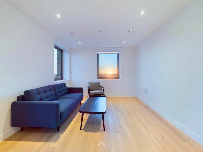 2 Bedroom Flat To Rent In Station Road, London, N17