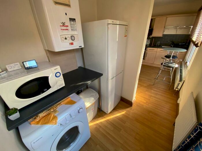 1 Bedroom Flat To Rent In Mill Hill Lane, Leicester, LE2