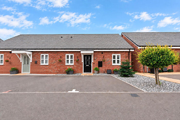 2 Bedroom Semi-Detached Bungalow For Sale In Jennys Way, Ratby, Leicester, Leicestershire, LE6