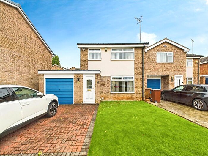 3 Bedroom Detached House For Sale In Wensleydale Close, Nottingham, Nottinghamshire, NG8
