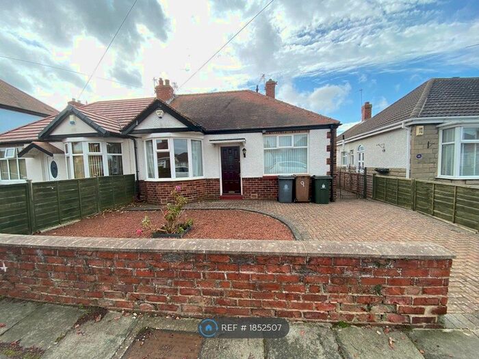 3 Bedroom Bungalow To Rent In Monks Road, Whitley Bay, NE25