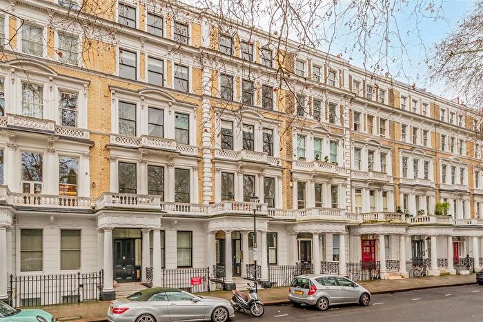 2 Bedroom Flat To Rent In Courtfield Gardens, South Kensington, SW5