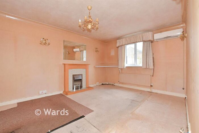 3 Bedroom Semi Detached House For Sale In Rowland Drive, Herne Bay, Kent, CT6
