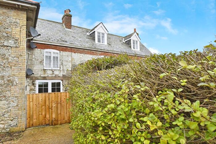 1 Bedroom Property To Rent In Main Road, Brighstone, PO30