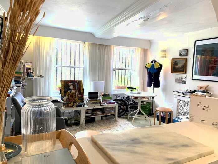 1 Bedroom Flat To Rent In Highbury New Park, London, N5