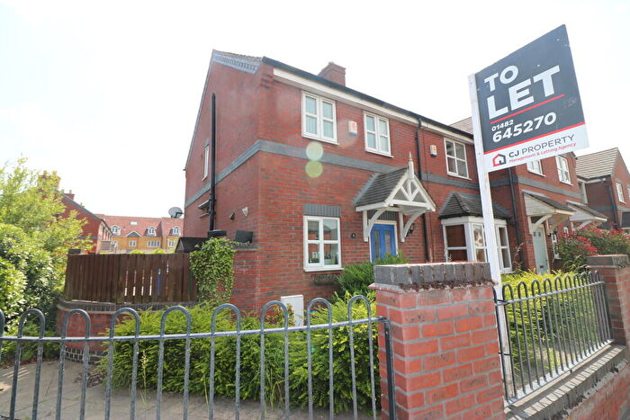 2 Bedroom End Of Terrace House To Rent In Claytons Fold, Gilberdyke, HU15