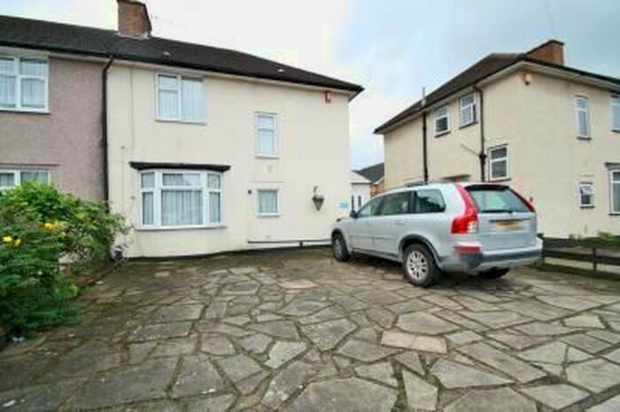 2 Bedroom Semi-Detached House To Rent In Mayfield Road, London, RM8