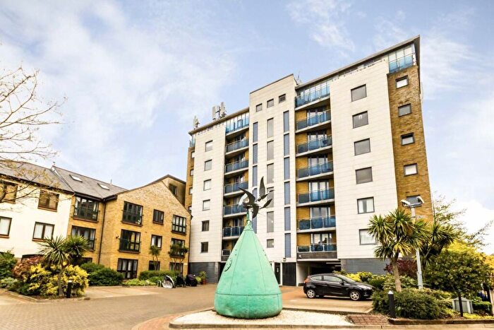 2 Bedroom Flat To Rent In Plough Way, Surrey Quays, SE16
