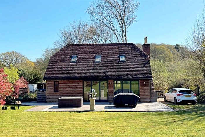 2 Bedroom Detached House To Rent In Wimborne, BH21