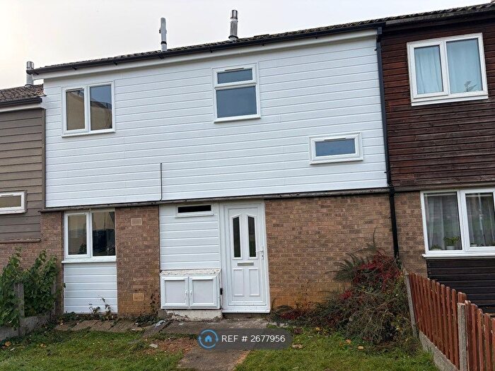 3 Bedroom Terraced House To Rent In Greatfield Court, Northampton, NN3