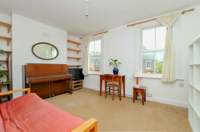 1 Bedroom Flat To Rent In Mabley Street, Homerton, E9
