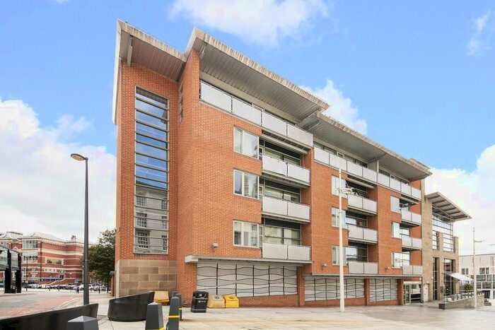 1 Bedroom Apartment To Rent In Broderick Court, Leeds City Centre, LS1