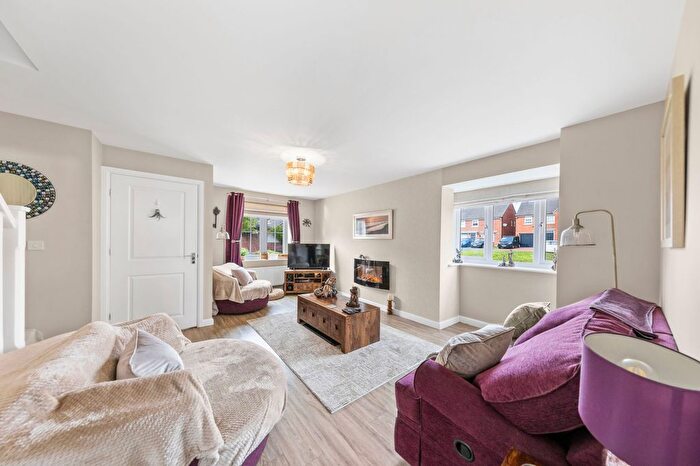 3 Bedroom Detached House For Sale In Tulsa Gardens, Great Sankey, WA5