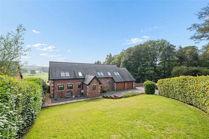 4 Bedroom Detached House For Sale In Woodfold Park, Mellor, BB2
