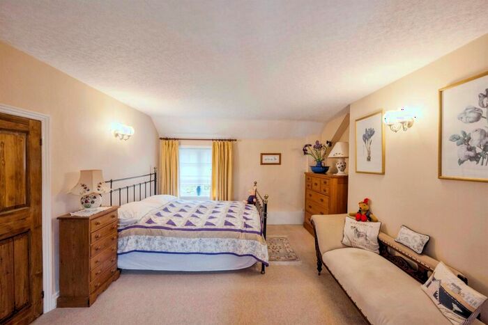 4 Bedroom Detached House For Sale In River Lane, Misson, Doncaster, DN10
