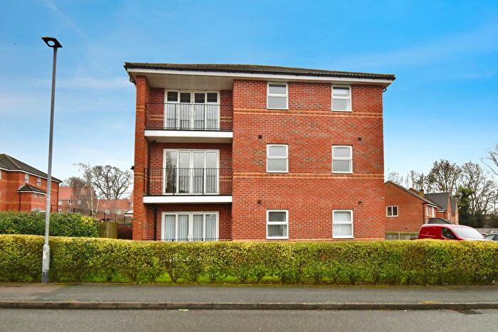 2 Bedroom Flat For Sale In Youngs Avenue, Fernwood, NG24