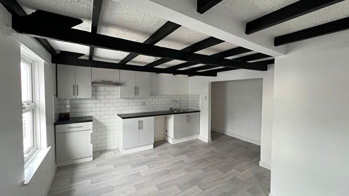 2 Bedroom Flat To Rent In Brewery House, Bay Tree Hill, Liskeard, Cornwall, PL14