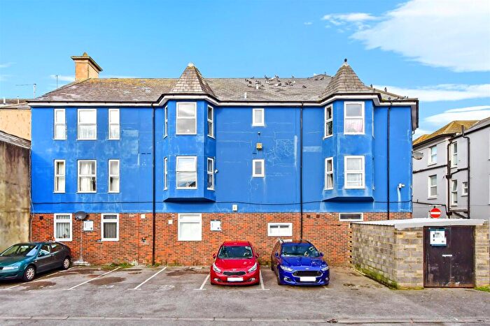 1 Bedroom Flat For Sale In High Street, Bognor Regis, West Sussex, PO21
