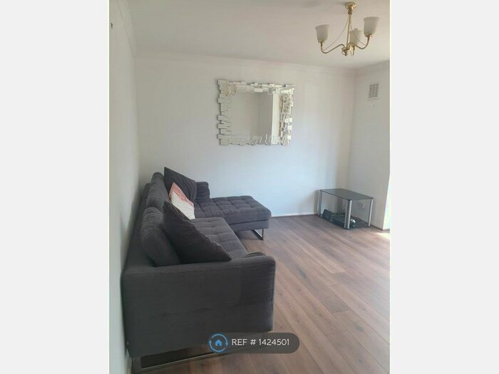 2 Bedroom Flat To Rent In St. Alphonsus Road, London, SW4