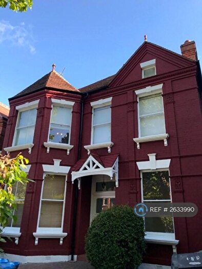 2 Bedroom Flat To Rent In Dartmouth Road, London, NW2