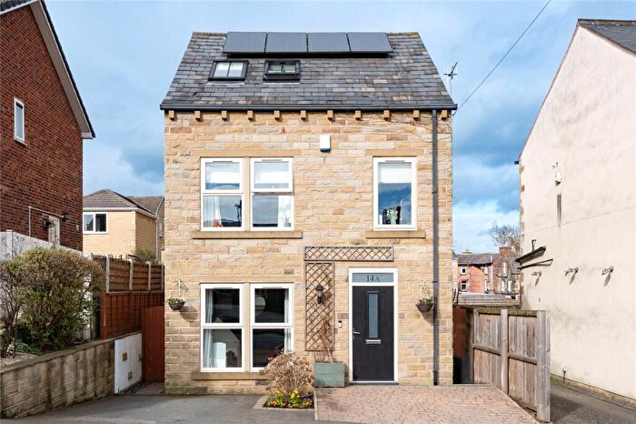 3 Bedroom Detached House For Sale In Wesley Street, Rodley, Leeds, LS13