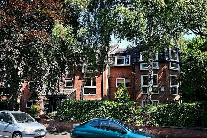 2 Bedroom Flat To Rent In Parkfield Road South, Didsbury, Manchester, M20