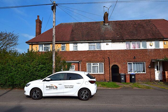 2 Bedroom Terraced House To Rent In Gladstone Road, Northampton, NN5