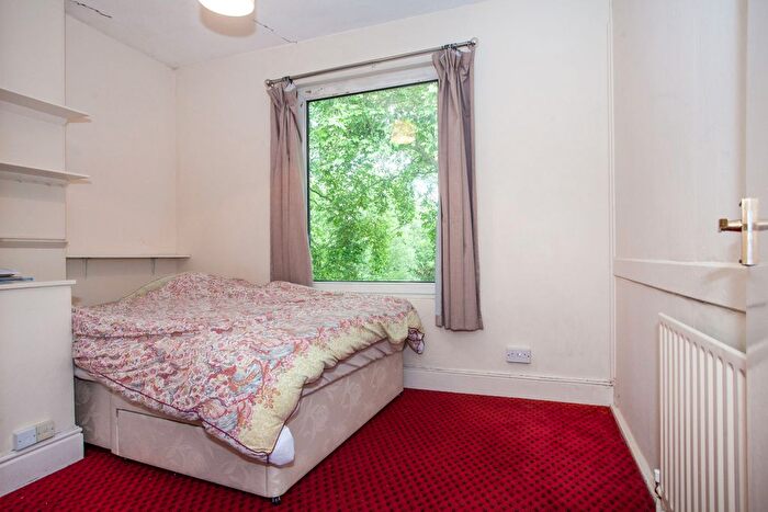 1 Bedroom Flat To Rent In Carlyle Road, Cambridge, CB4