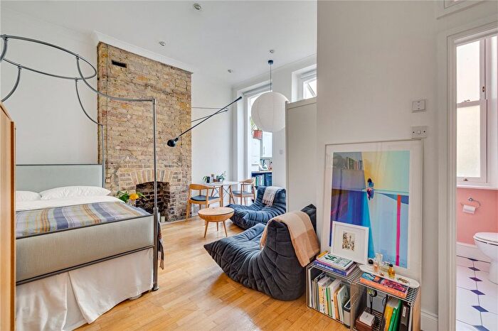 1 Bedroom Flat To Rent In Perham Road, London, W14