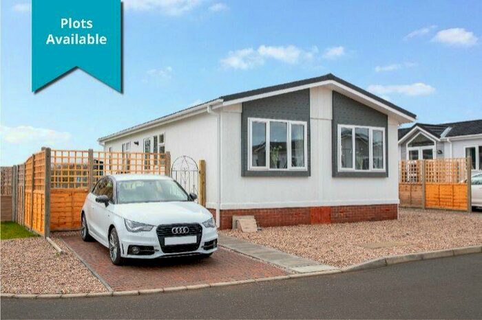 2 Bedroom Park Home For Sale In Sacketts Grove Residential Park, Jaywick Lane, Clacton-on-Sea, Essex, CO16