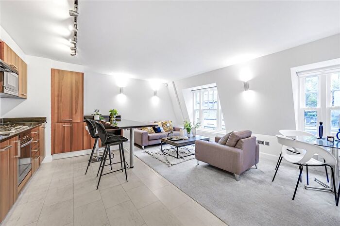 1 Bedroom Flat To Rent In Devonshire Mews North, Marylebone, London, W1G