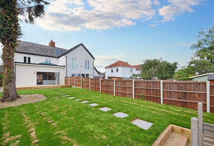 4 Bedroom Semi-Detached House To Rent In Plumstead Road, Norwich, NR1