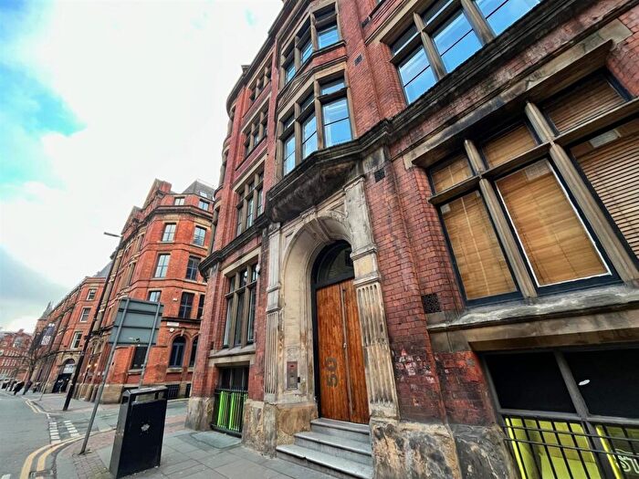 1 Bedroom Apartment To Rent In Princess Street, Manchester, M1