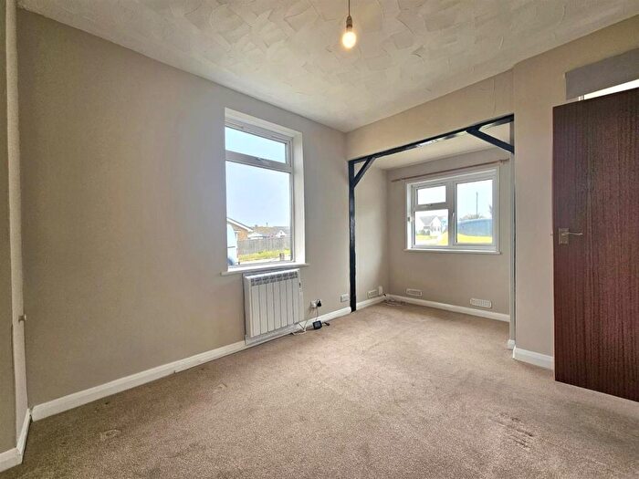 1 Bedroom House To Rent In Seaview Avenue, Peacehaven, BN10