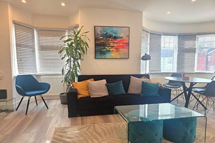 2 Bedroom Flat To Rent In Southbury Road, Enfield, EN1