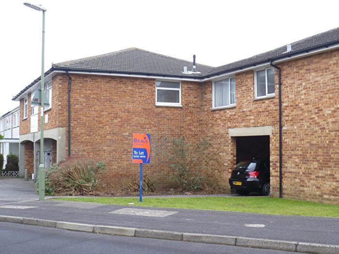 1 Bedroom Flat To Rent In Broadsands Drive - Gold Sub, Gosport, Hampshire, PO12
