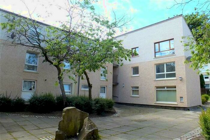 2 Bedroom Flat To Rent In Elm Drive, Cumbernauld, Glasgow, G67
