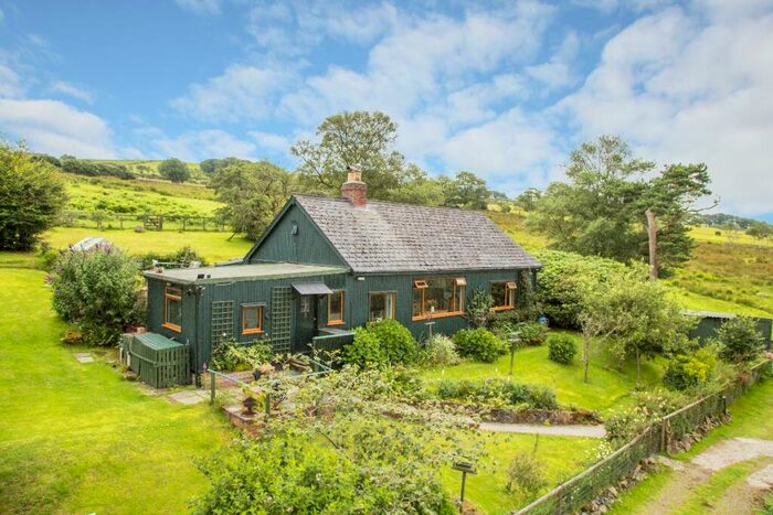 4 Bedroom Detached House For Sale In Autumn Wood, Okehampton, EX20