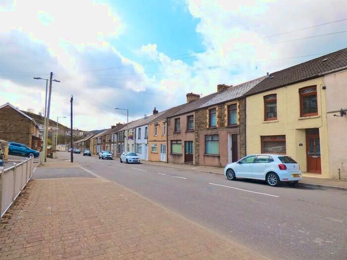 3 Bedroom Terraced House To Rent In Oxford Street, Pontycymer, Bridgend, CF32