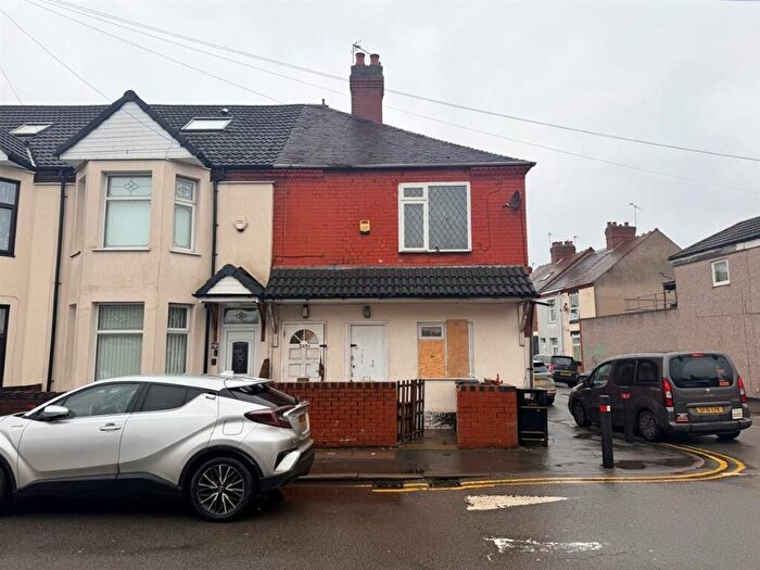 3 Bedroom End Of Terrace House For Sale In Edward Street, Nuneaton, CV11